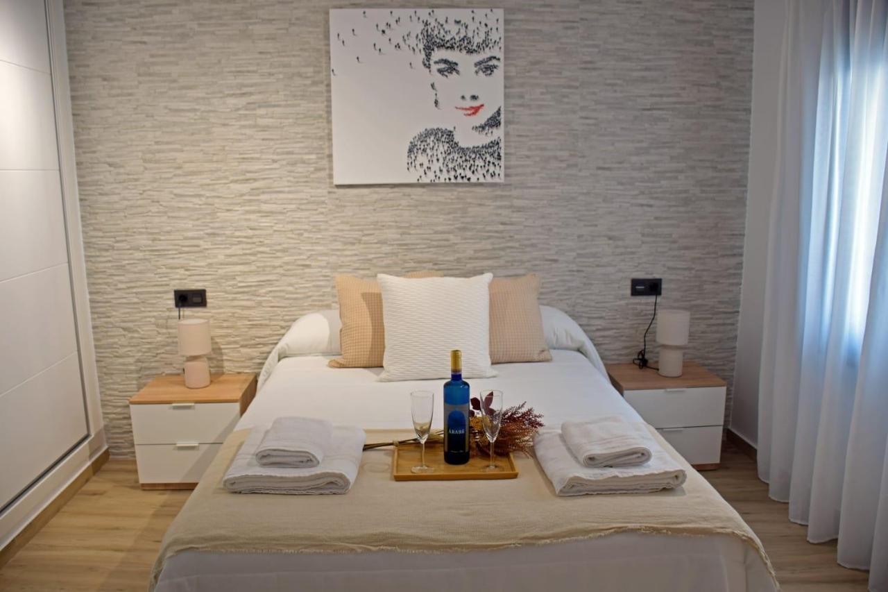 Alojamientos Lola, Suite Con Jacuzzi Benalup-Casas Viejas Esterno foto